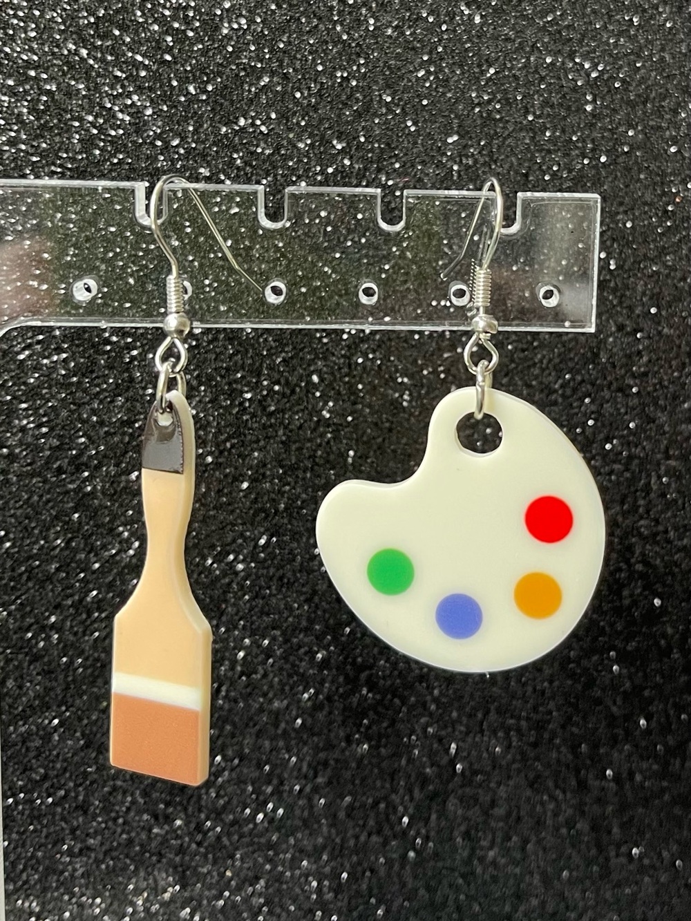 Fun paint brush and pallet earrings